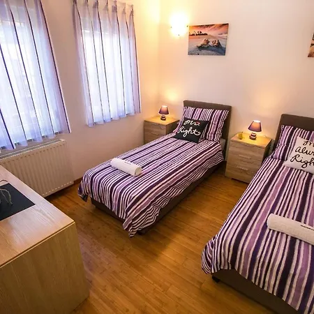Luxurious Elis With Private Pool * Pula