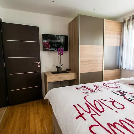 Luxurious Elis With Private Pool * Pula