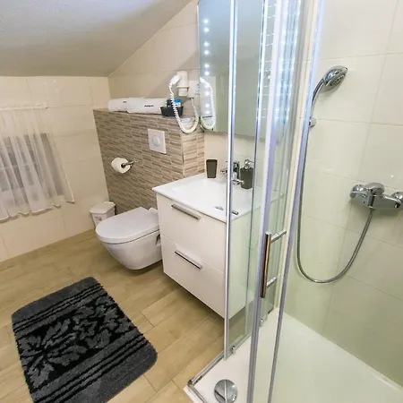 Apartamento Luxurious Elis With Private Pool