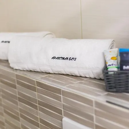 Luxurious Elis With Private Pool Apartamento *